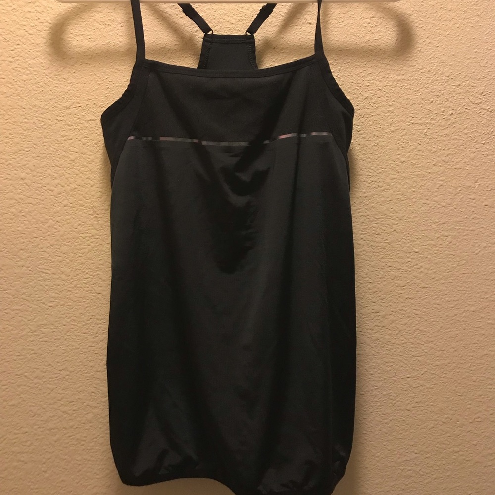 Black Nike yoga/athletic top